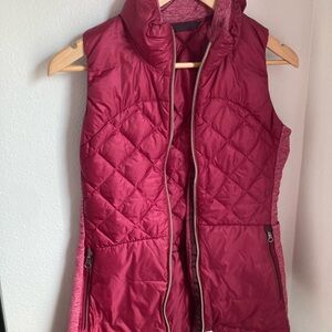 Lululemon Down for a Run Vest Size 6